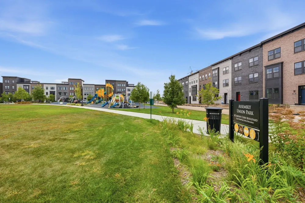 870 Mount Curve Boulevard #G Saint Paul, MN 55116