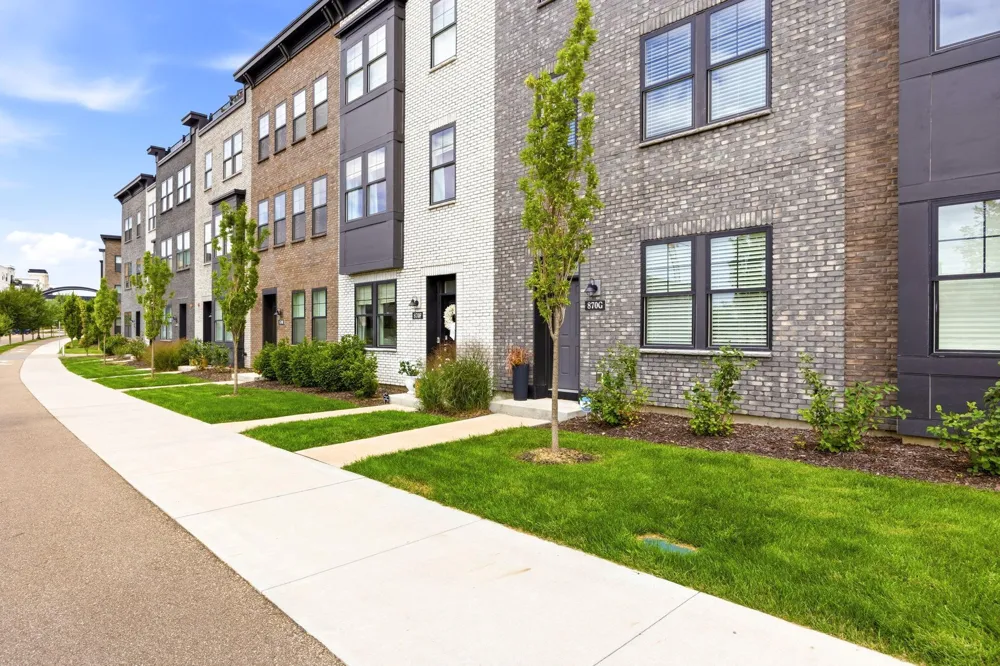 870 Mount Curve Boulevard #G Saint Paul, MN 55116