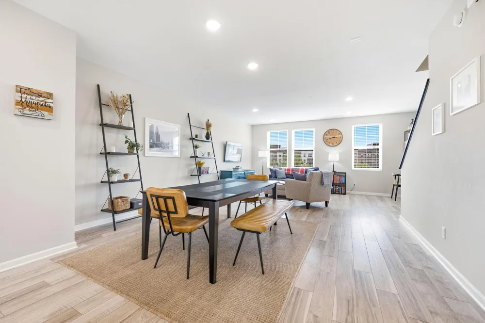 870 Mount Curve Boulevard #G Saint Paul, MN 55116