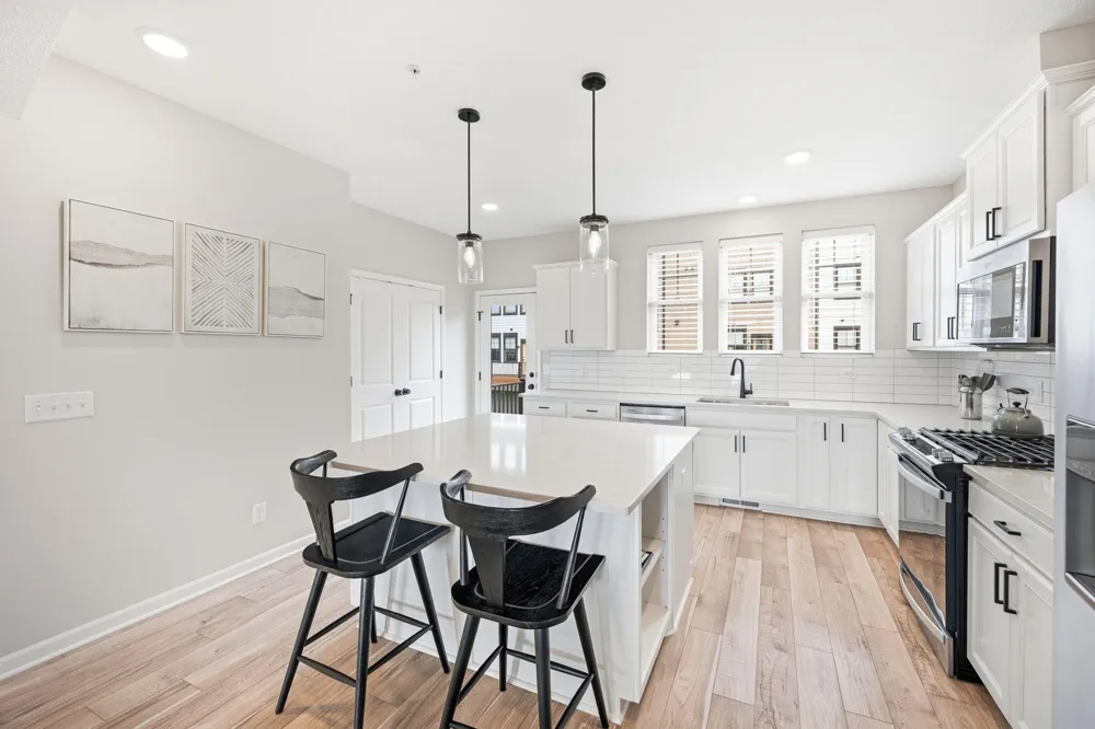 870 Mount Curve Boulevard #G Saint Paul, MN 55116