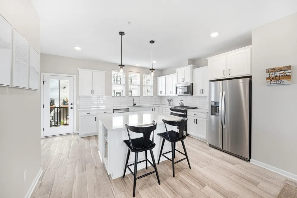 870 Mount Curve Boulevard #G Saint Paul, MN 55116