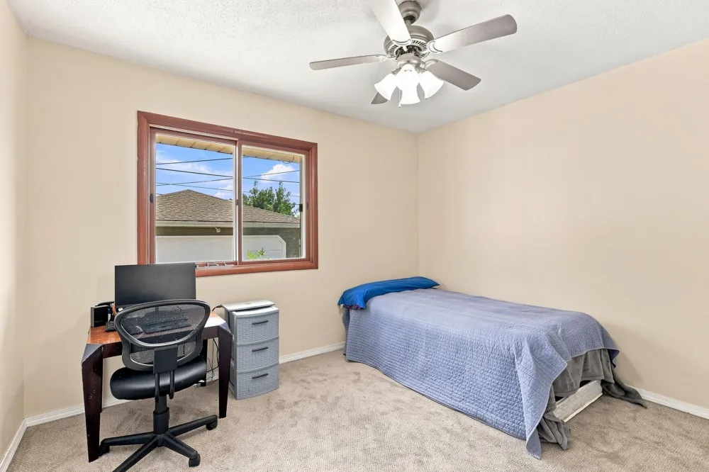 2336 12th Avenue E North Saint Paul, MN 55109