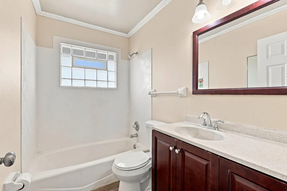 2336 12th Avenue E North Saint Paul, MN 55109
