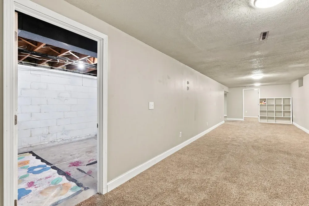 2336 12th Avenue E North Saint Paul, MN 55109