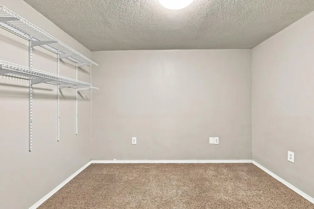 2336 12th Avenue E North Saint Paul, MN 55109