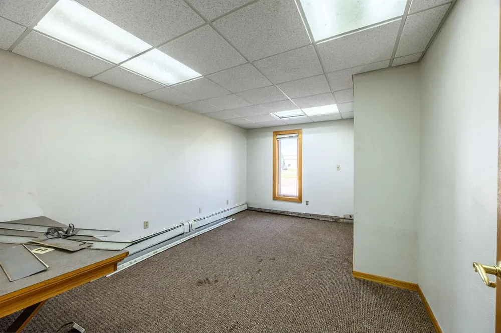 101 E Iron Drive Chisholm, MN 55719