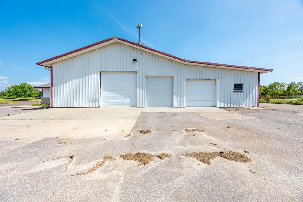 101 E Iron Drive Chisholm, MN 55719