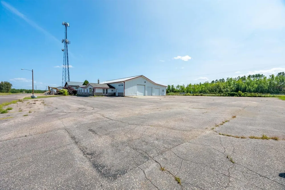 101 E Iron Drive Chisholm, MN 55719