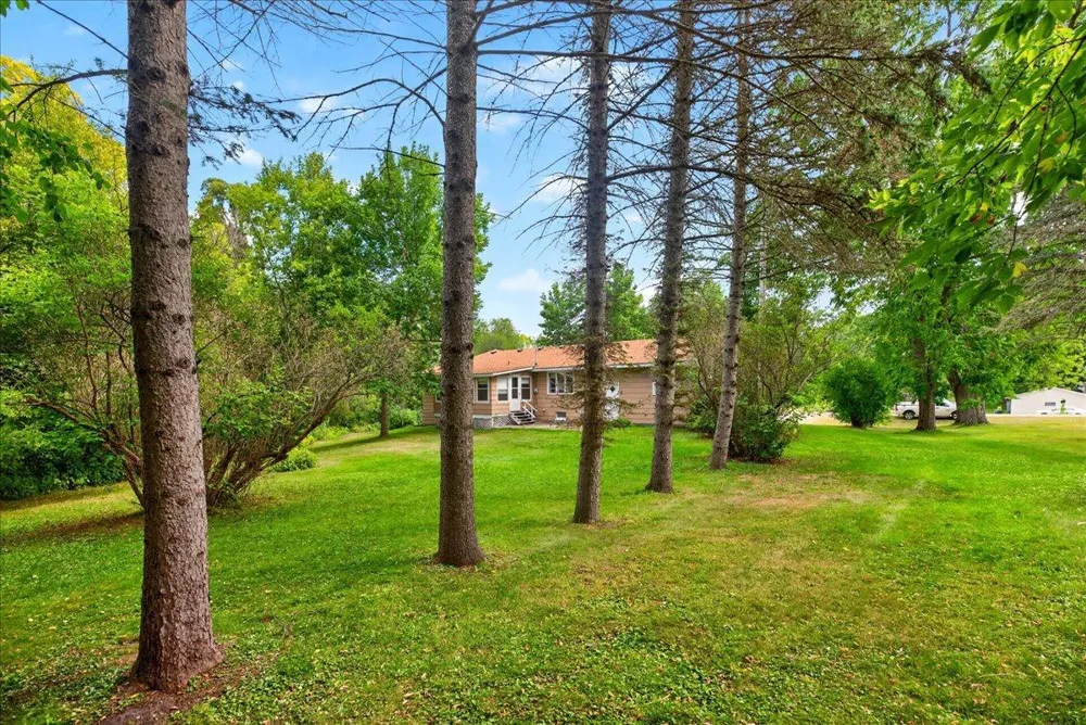 9855 Iffert Avenue NE Monticello, MN 55362