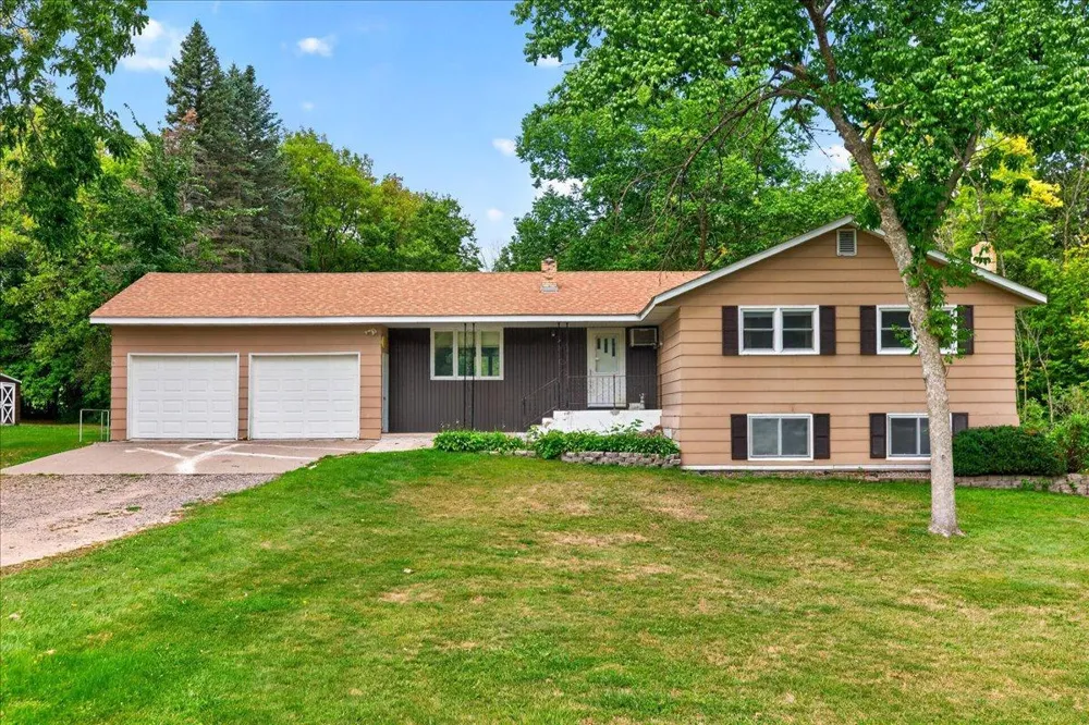 9855 Iffert Avenue NE Monticello, MN 55362