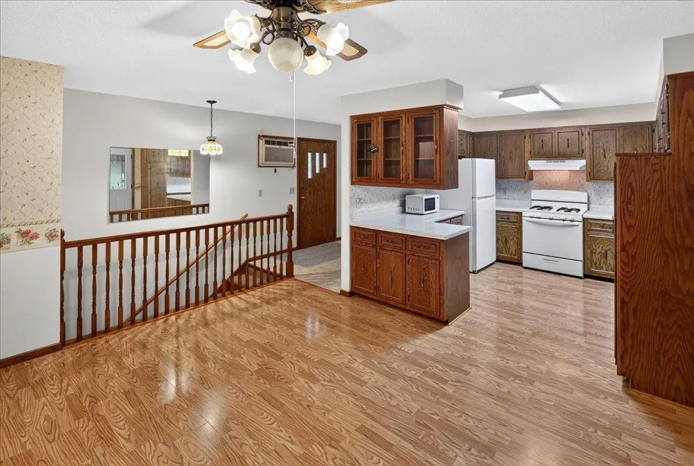 9855 Iffert Avenue NE Monticello, MN 55362