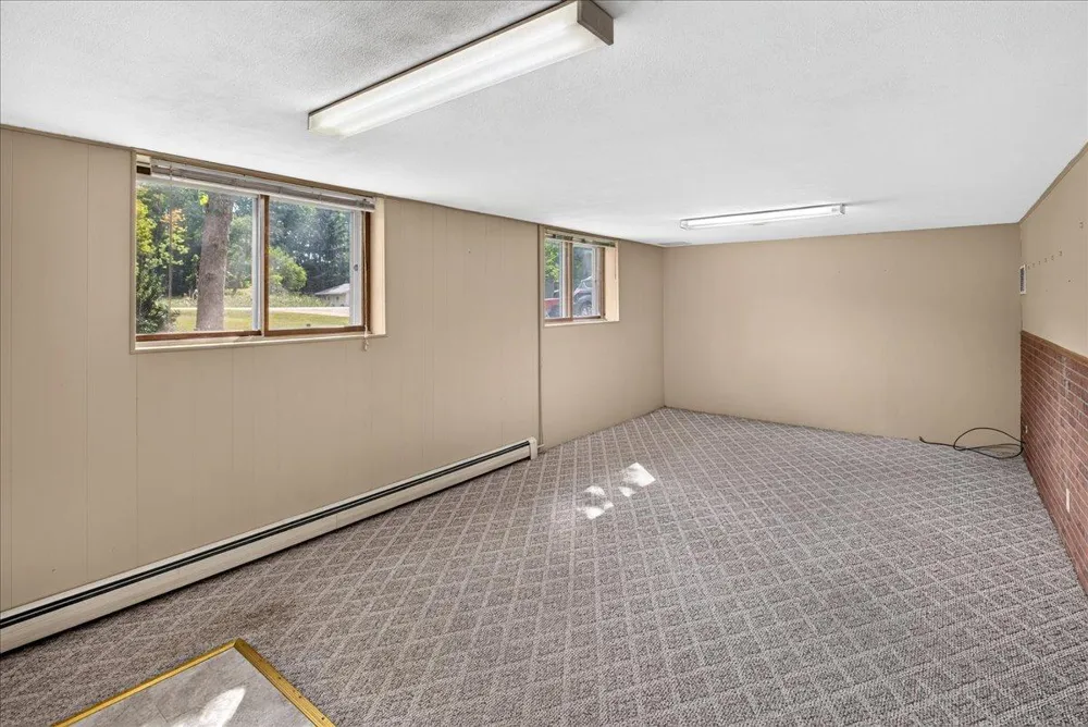 9855 Iffert Avenue NE Monticello, MN 55362