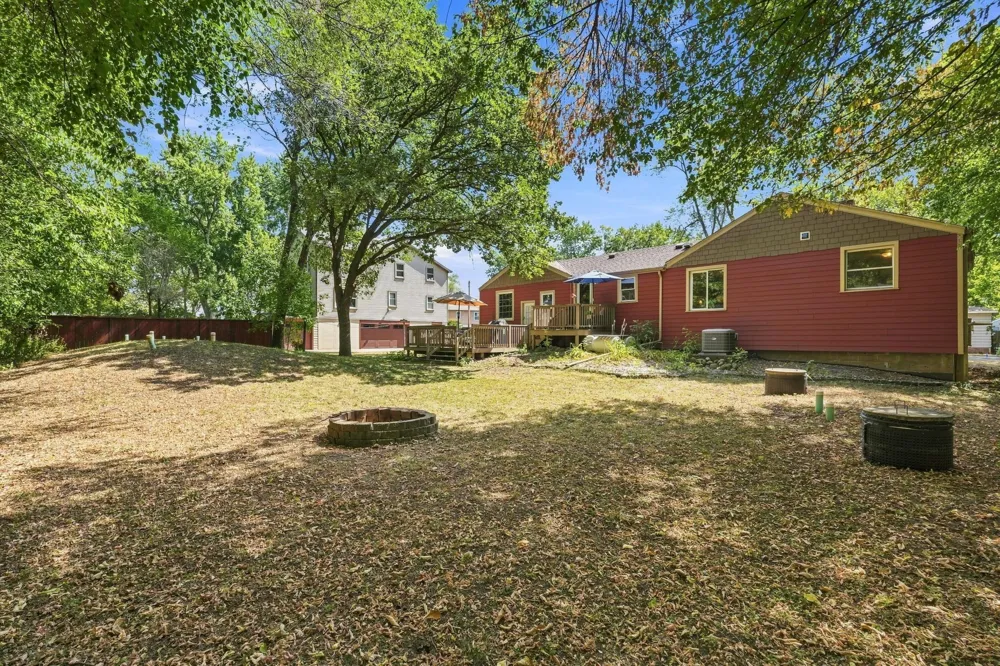 16838 Upper 19th Street S Lakeland, MN 55043