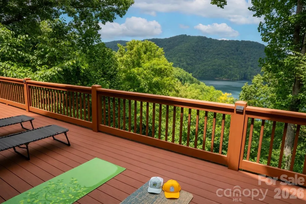 135 Ridge Top Drive Topton, NC 28781