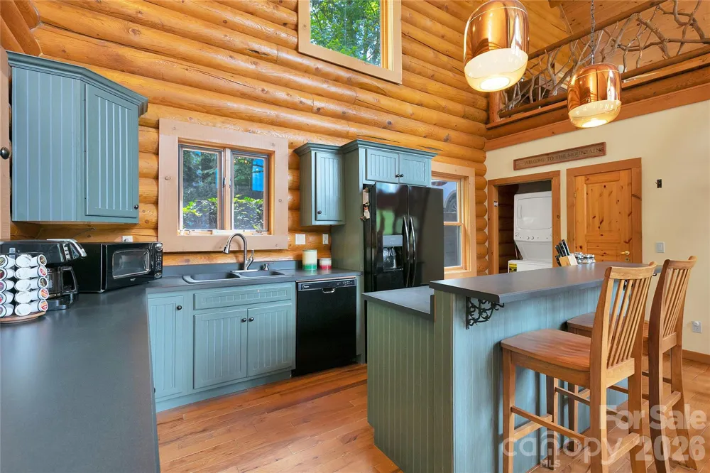 135 Ridge Top Drive Topton, NC 28781
