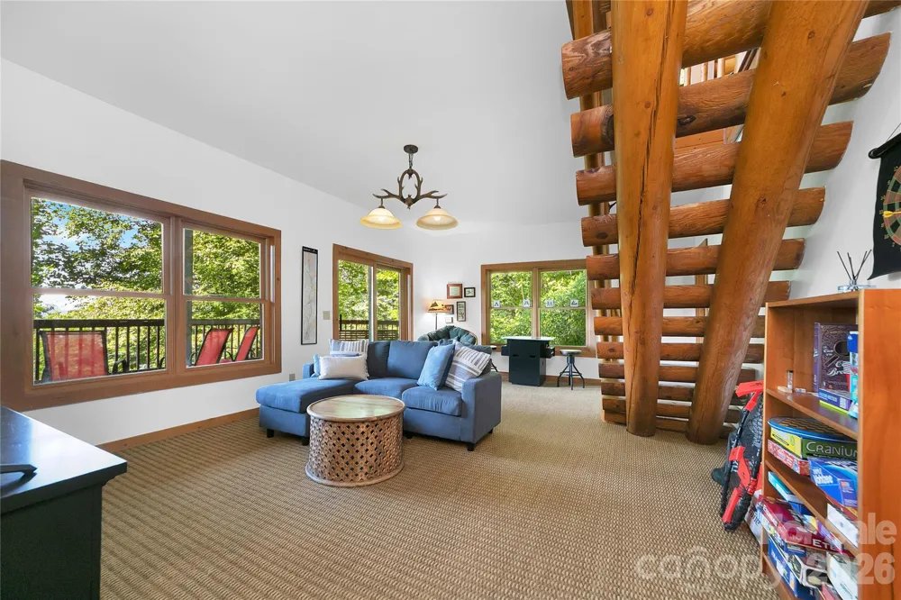 135 Ridge Top Drive Topton, NC 28781