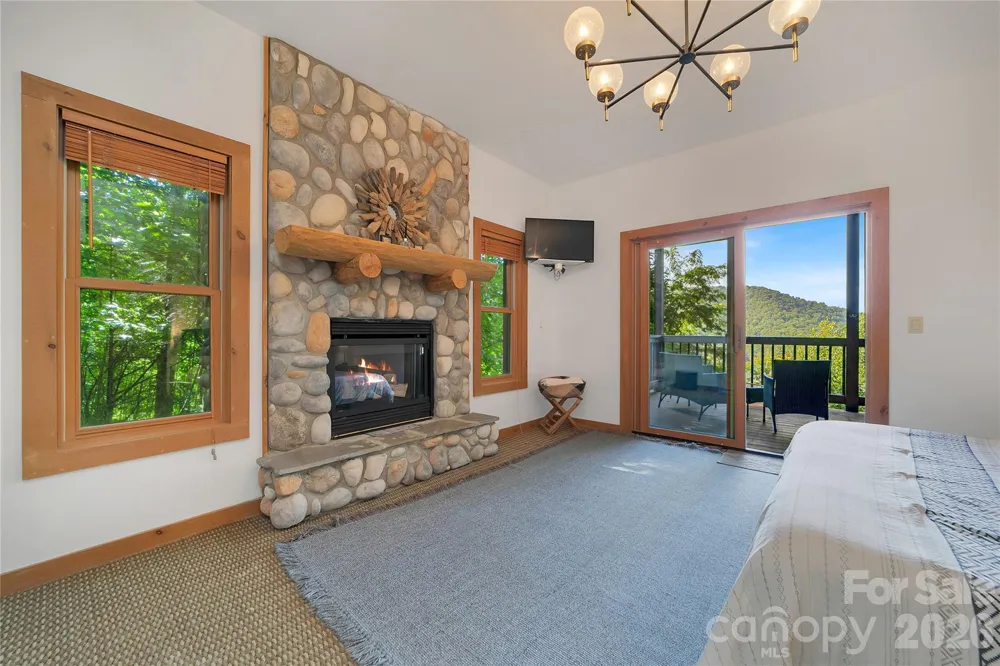 135 Ridge Top Drive Topton, NC 28781