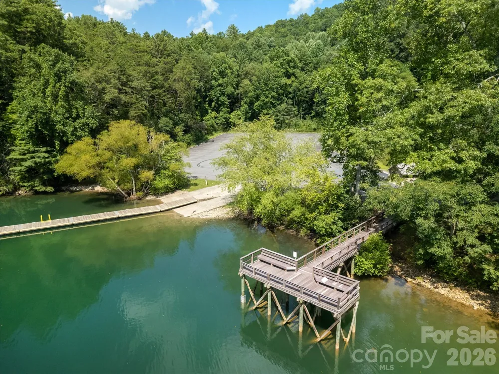 135 Ridge Top Drive Topton, NC 28781