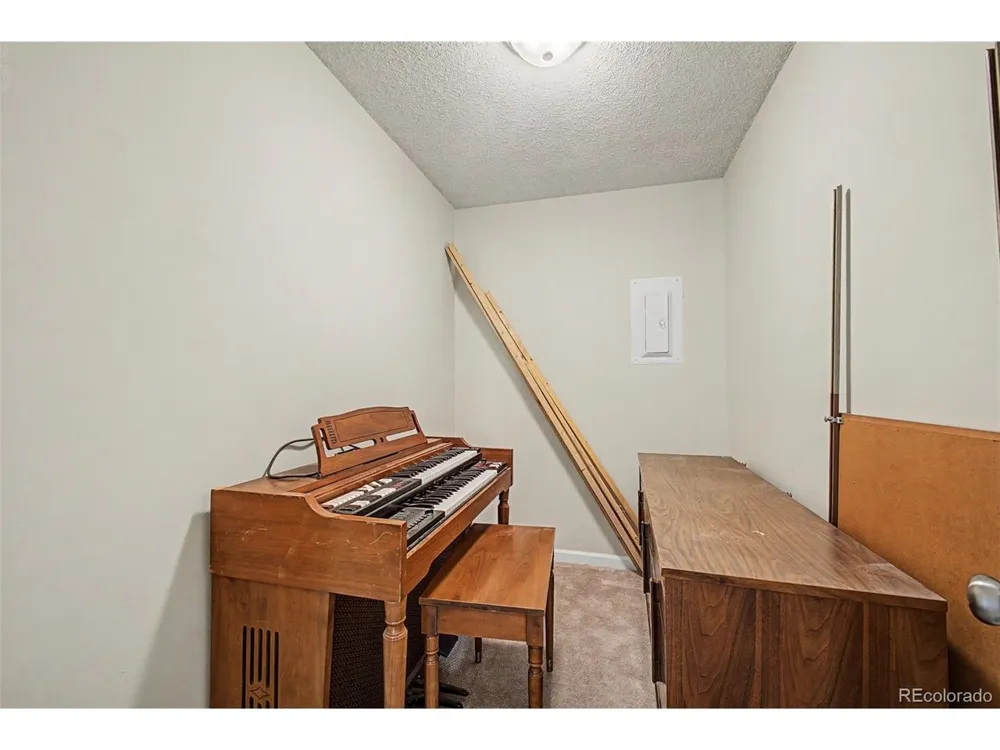9335 E Center Avenue #9B Denver, CO 80247