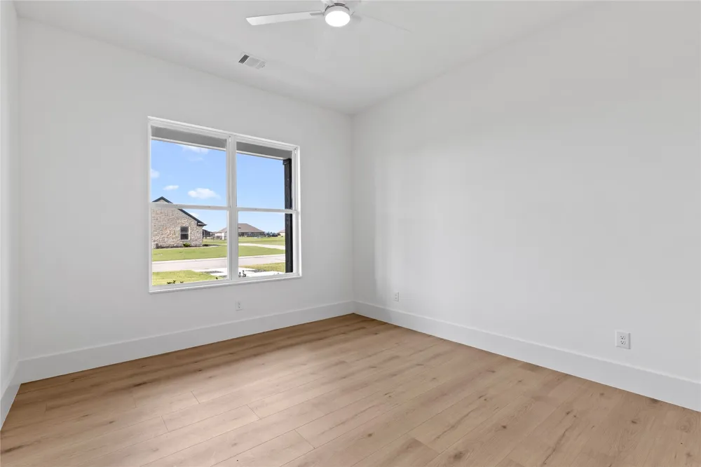 4736 Christie Avenue Caddo Mills, TX 75135
