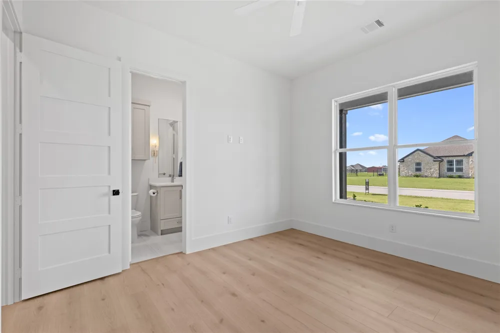 4736 Christie Avenue Caddo Mills, TX 75135