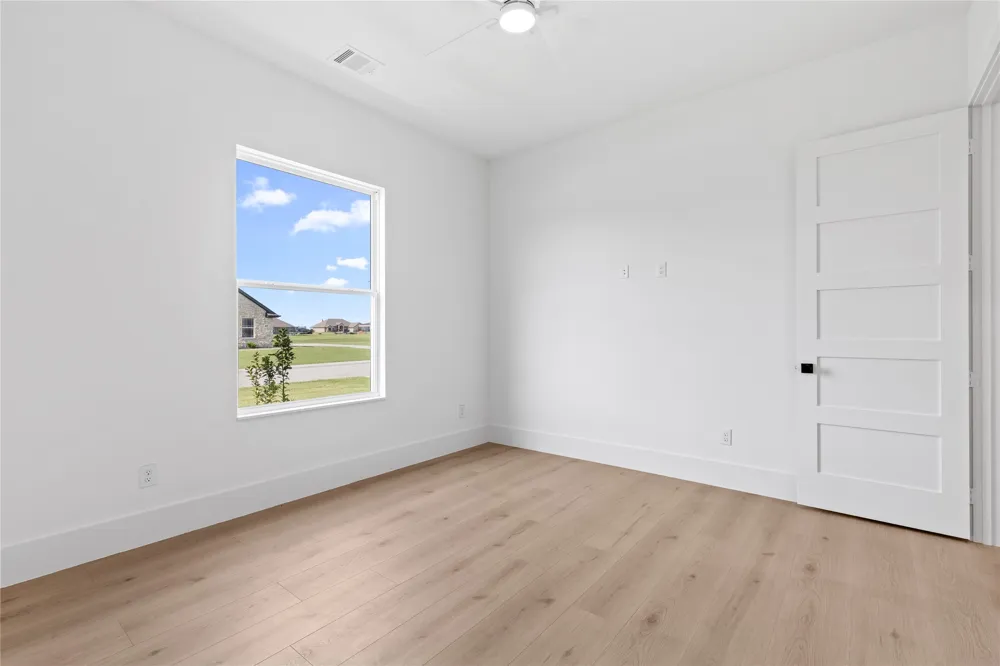 4736 Christie Avenue Caddo Mills, TX 75135