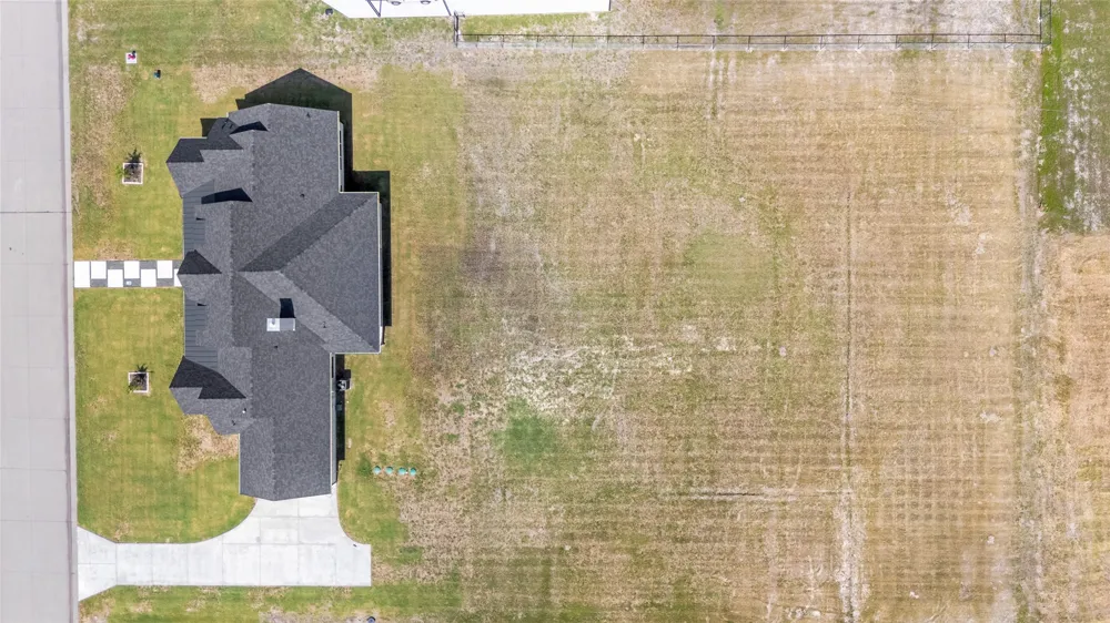 4736 Christie Avenue Caddo Mills, TX 75135