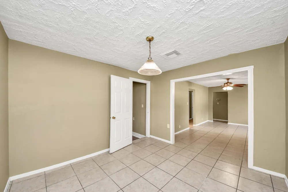10117 Dulcimer Street Houston, TX 77051