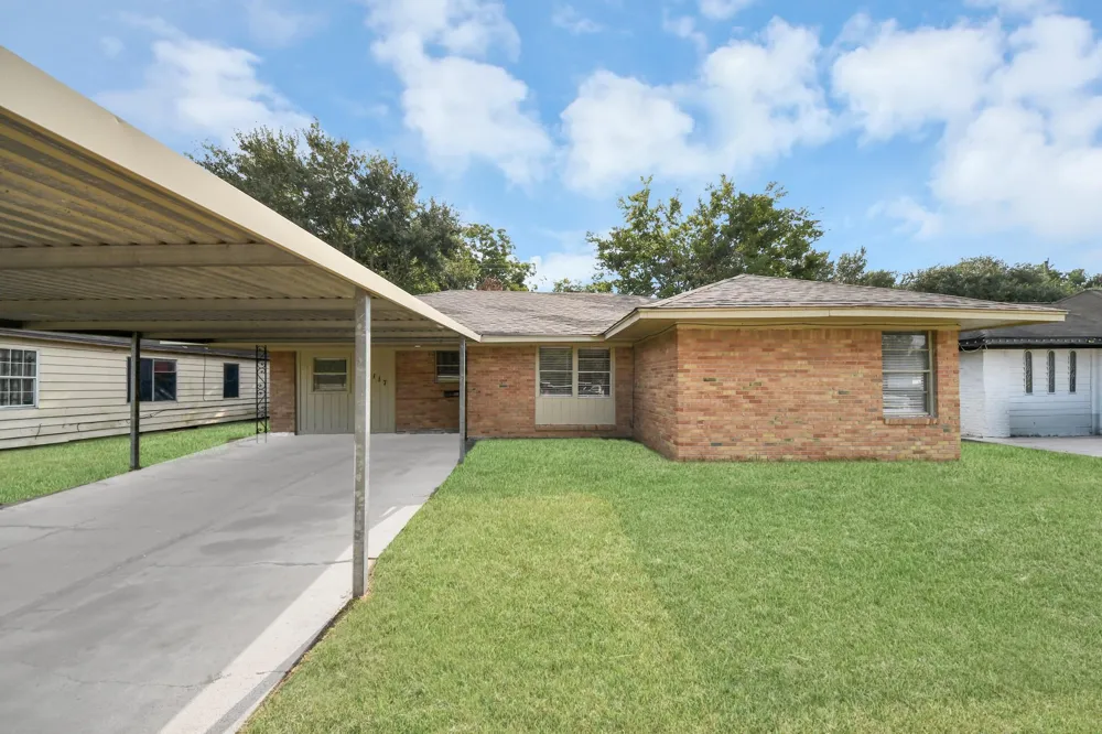 10117 Dulcimer Street Houston, TX 77051