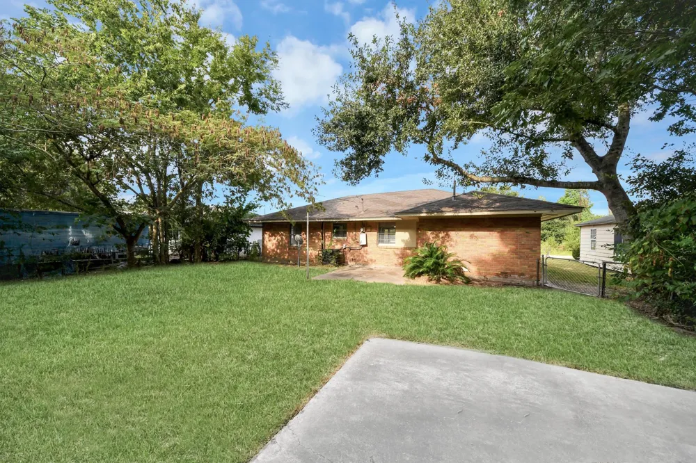 10117 Dulcimer Street Houston, TX 77051