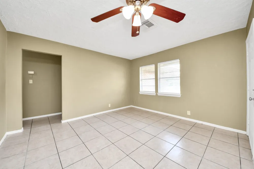 10117 Dulcimer Street Houston, TX 77051