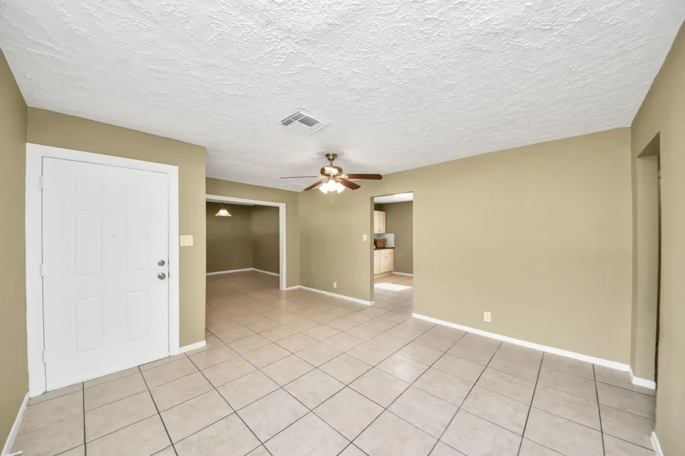 10117 Dulcimer Street Houston, TX 77051