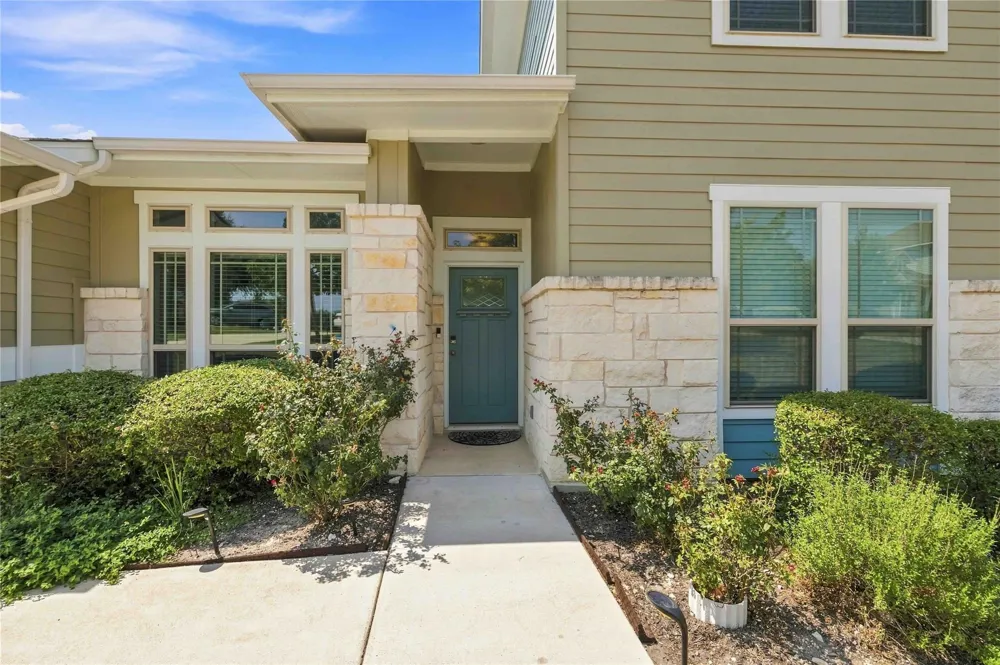 1722 Rowdy Loop #7 Leander, TX 78641