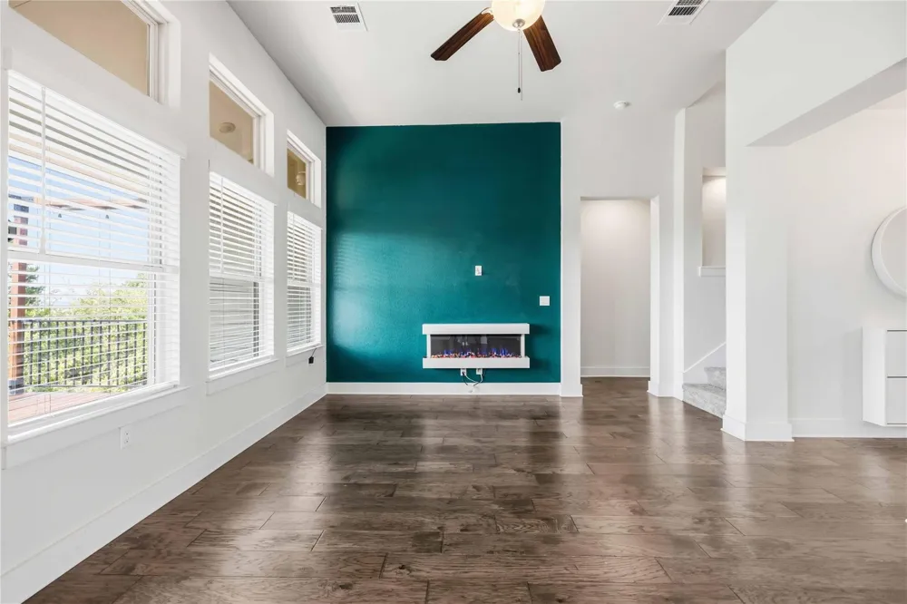 1722 Rowdy Loop #7 Leander, TX 78641