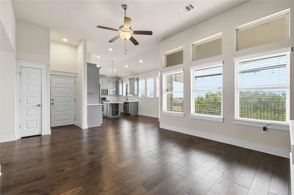 1722 Rowdy Loop #7 Leander, TX 78641