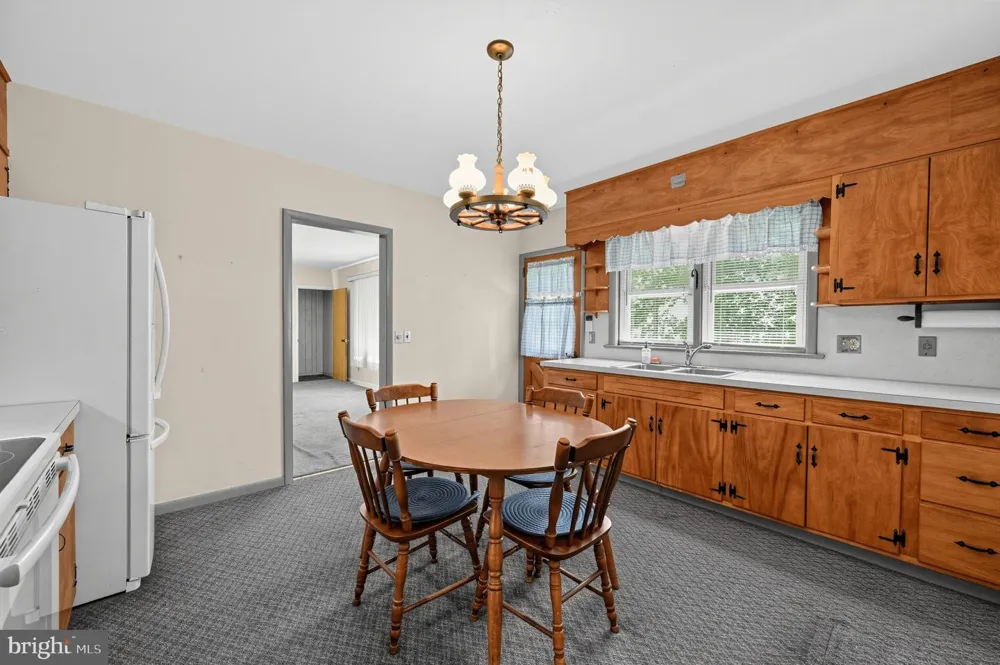 456 COLLEGEVILLE ROAD Collegeville, PA 19426