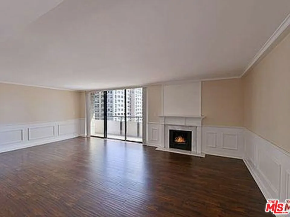 10535 Wilshire Boulevard #1203 Los Angeles, CA 90024