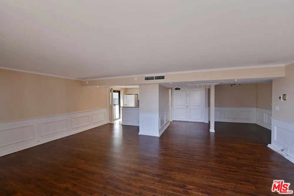 10535 Wilshire Boulevard #1203 Los Angeles, CA 90024