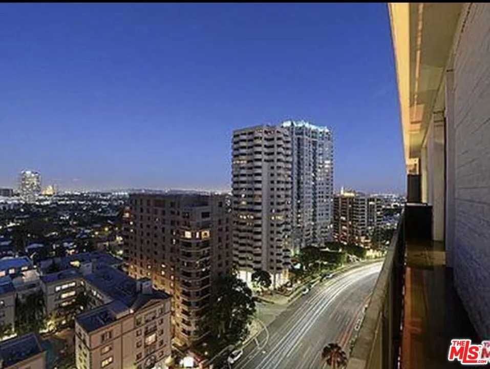 10535 Wilshire Boulevard #1203 Los Angeles, CA 90024
