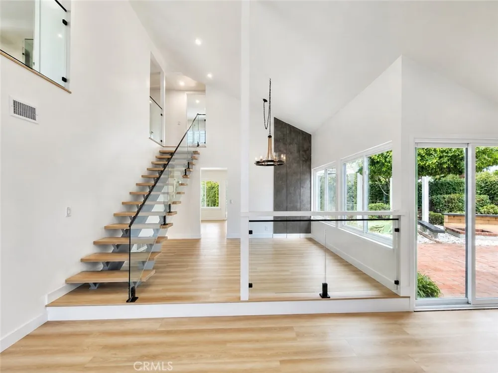 6273 Bataan Cypress, CA 90630