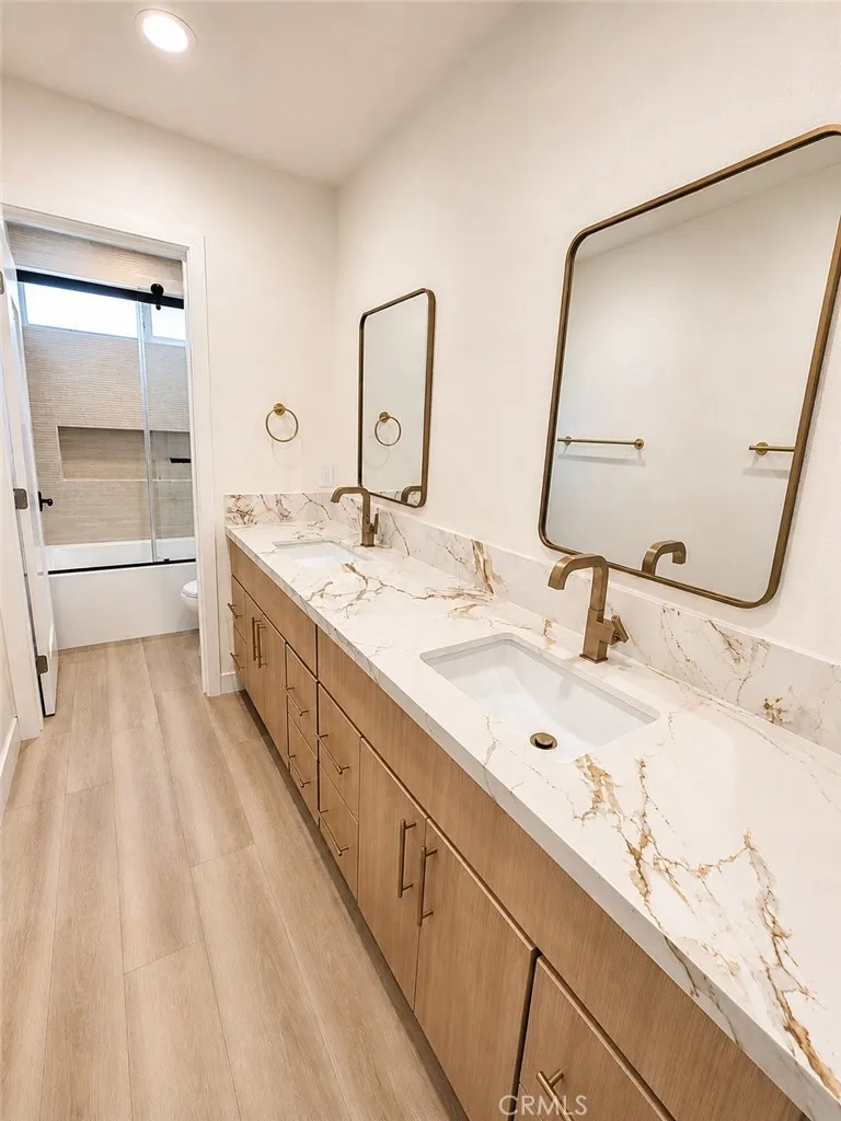 6273 Bataan Cypress, CA 90630