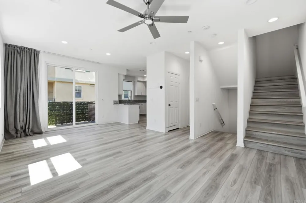 8386 Yosemite Street Lemon Grove, CA 91945