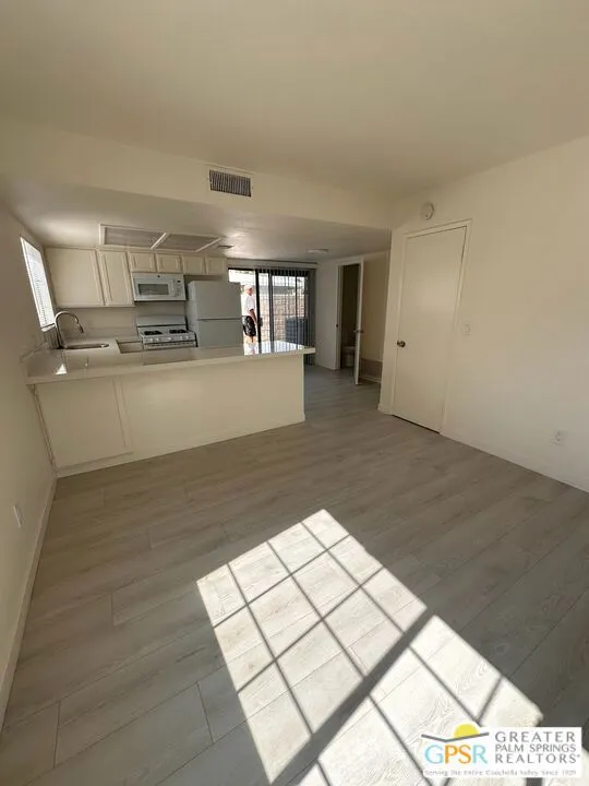 32389 Whispering Palms Trail Cathedral City, CA 92234