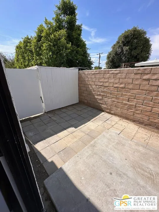 32389 Whispering Palms Trail Cathedral City, CA 92234