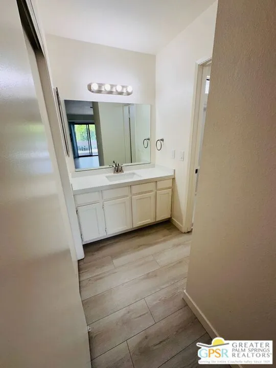 32389 Whispering Palms Trail Cathedral City, CA 92234