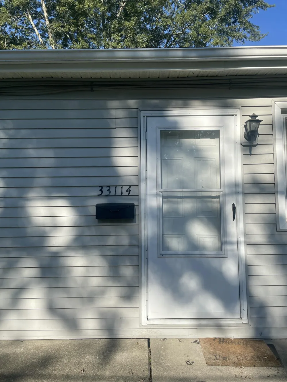 33114 Alaska Court Westland, MI 48186