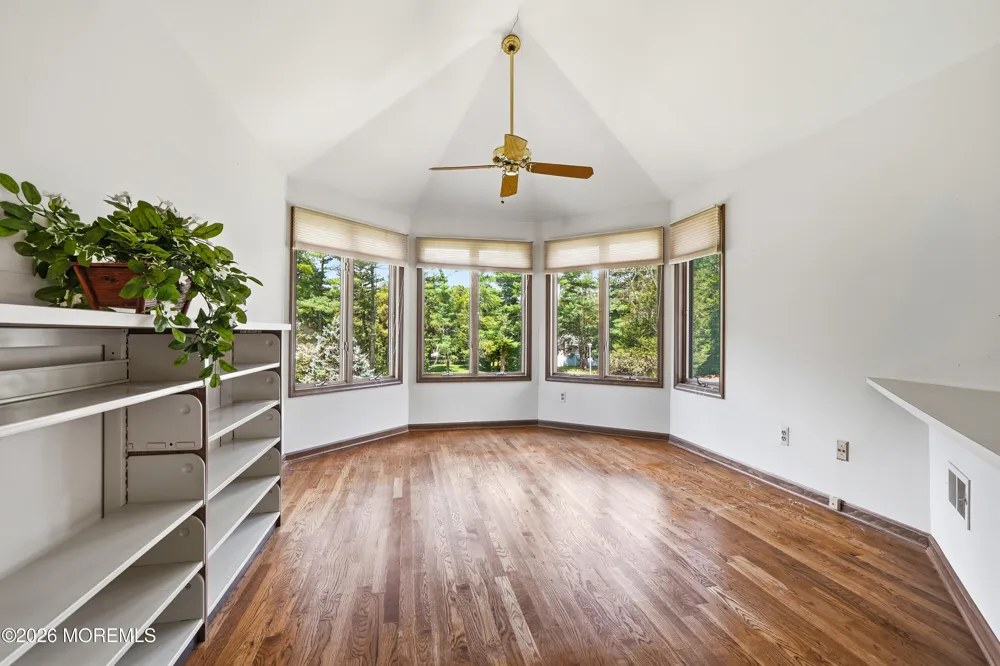 195 Lamdan Lane Toms River, NJ 08753