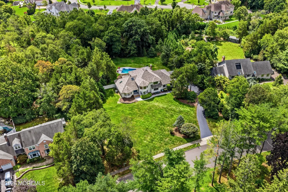 195 Lamdan Lane Toms River, NJ 08753