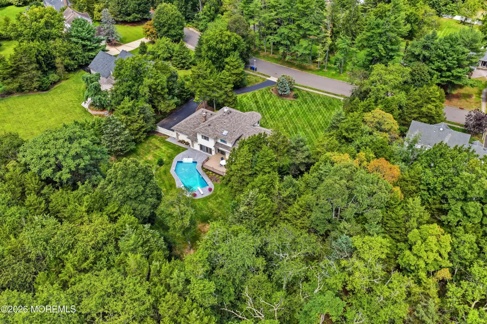 195 Lamdan Lane Toms River, NJ 08753