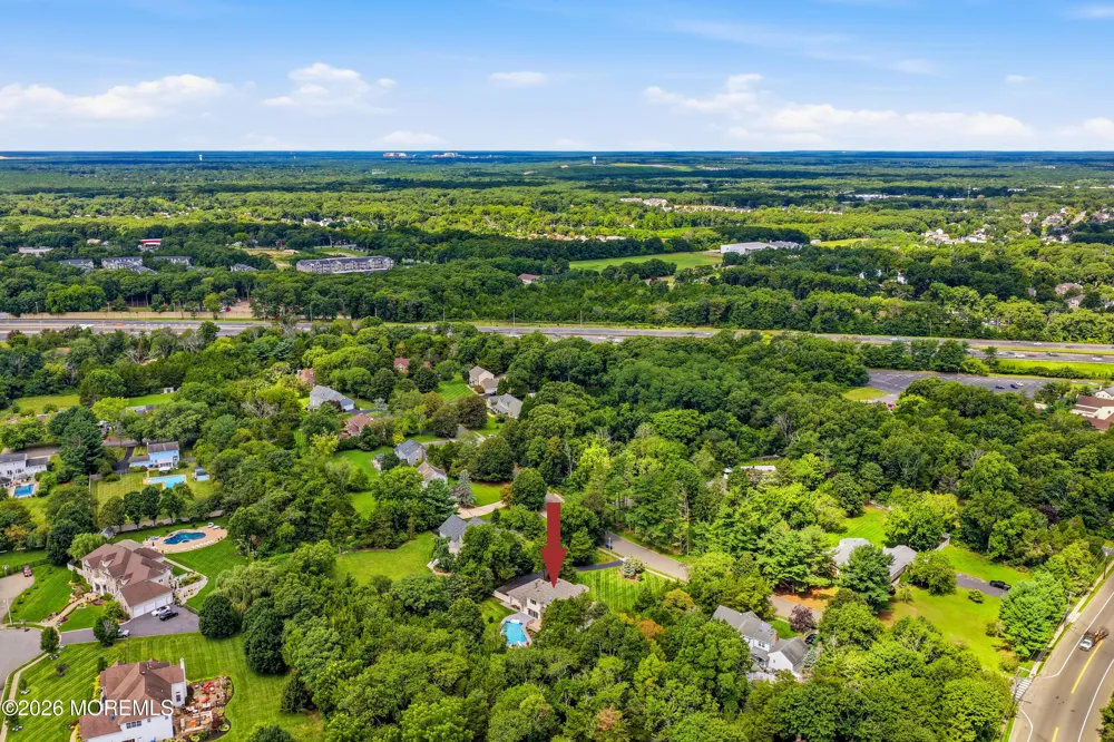 195 Lamdan Lane Toms River, NJ 08753